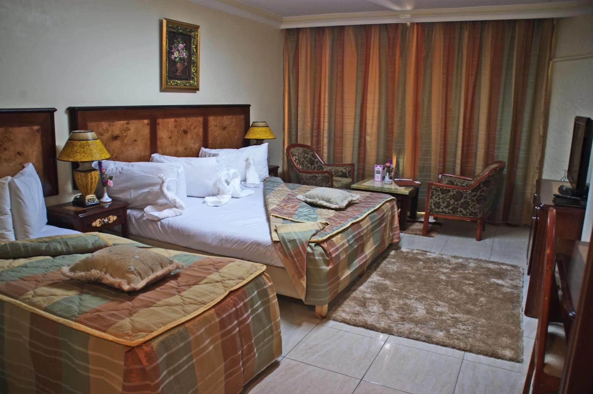 Amman Orchid Hotel Bagian luar foto